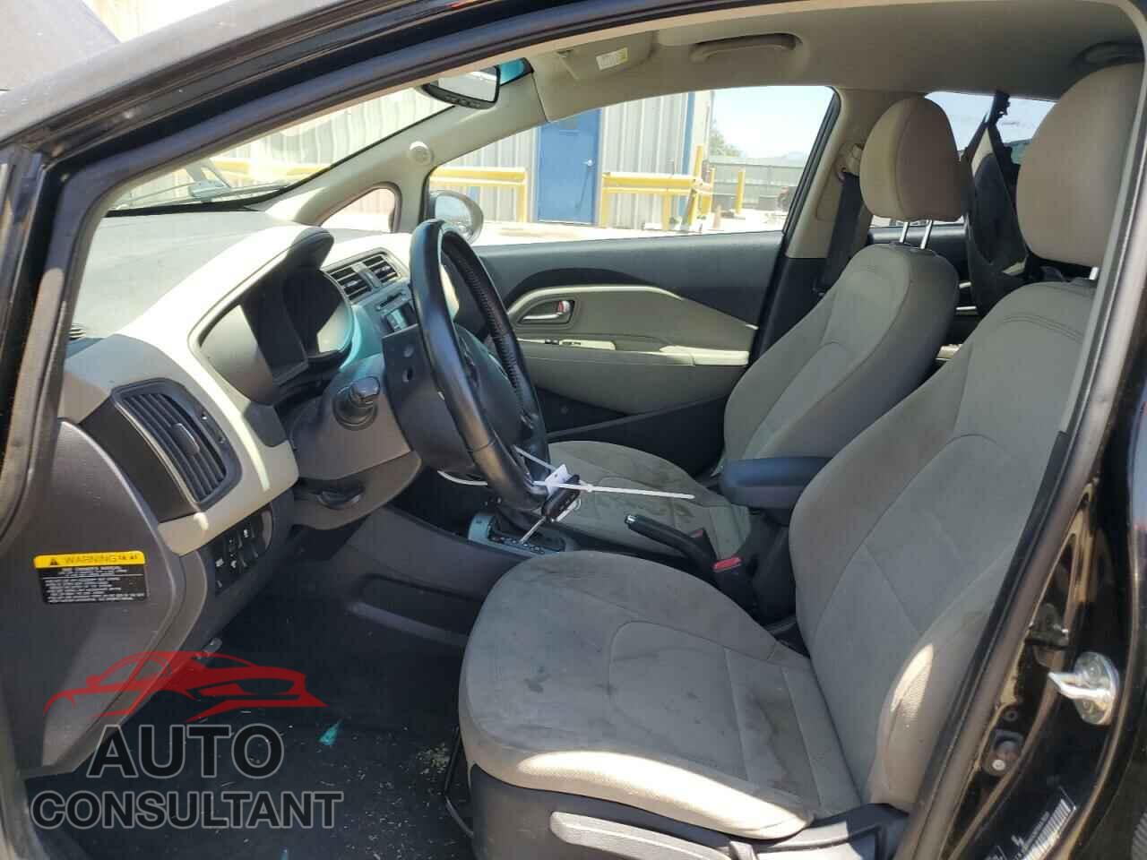 KIA RIO 2015 - KNADN4A36F6447650