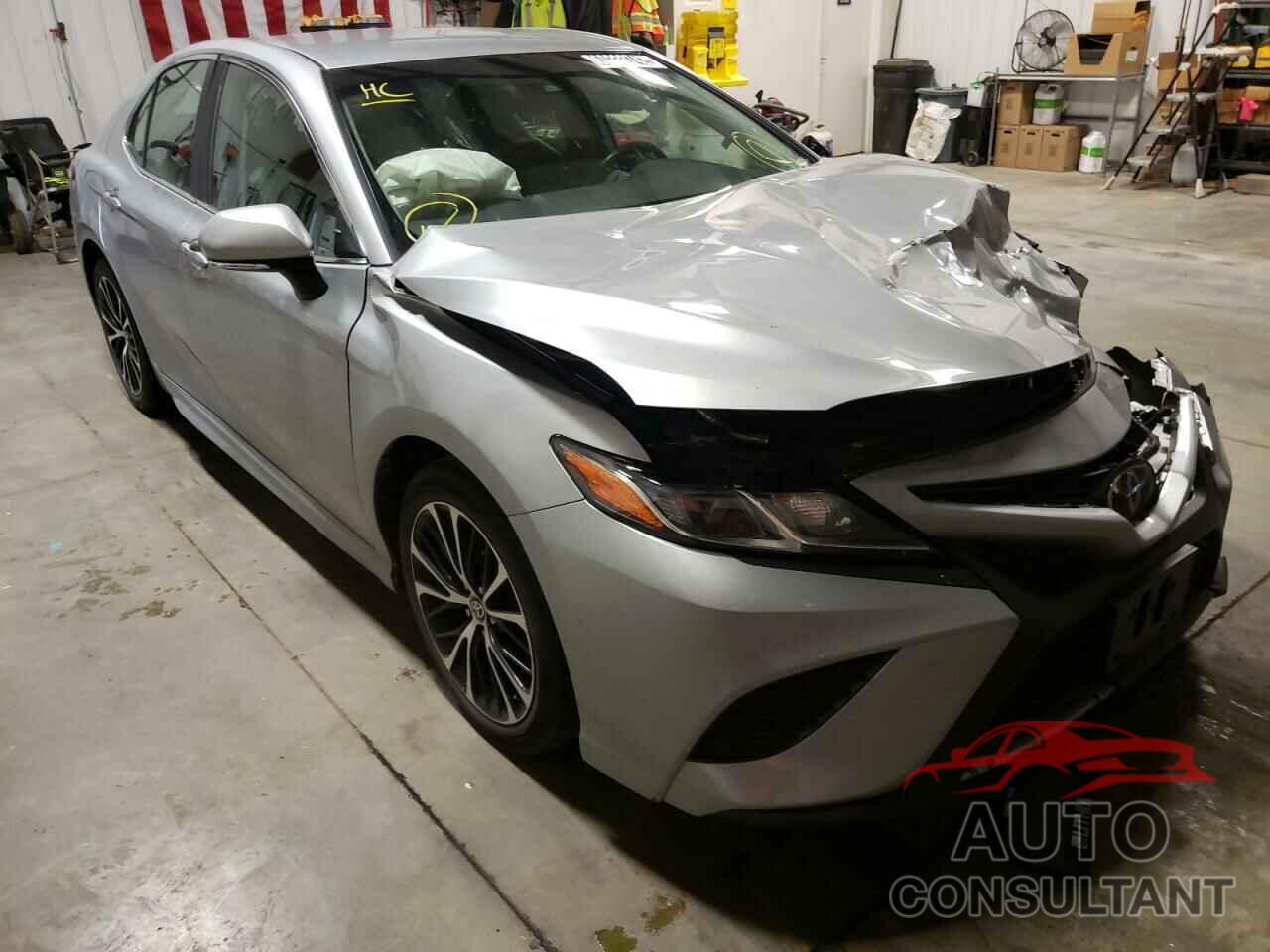 TOYOTA CAMRY 2020 - 4T1G11BK5LU008457