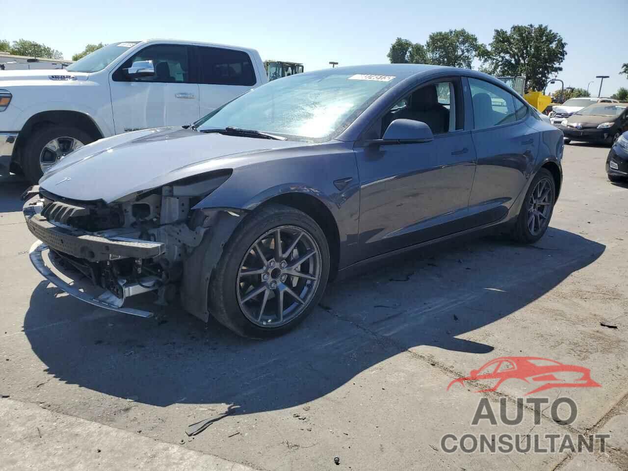 TESLA MODEL 3 2022 - 5YJ3E1EAXNF304709