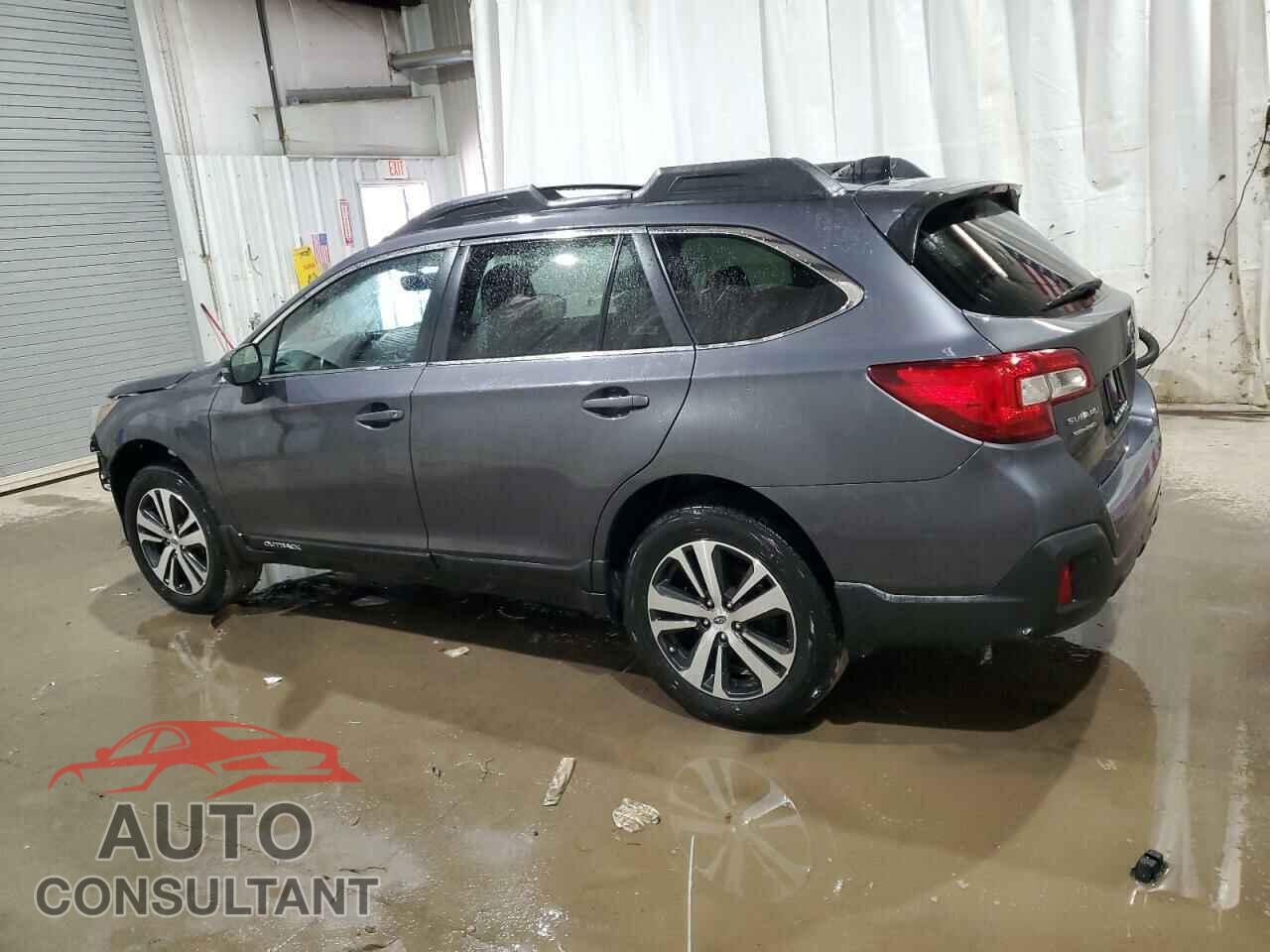 SUBARU OUTBACK 2018 - 4S4BSENCXJ3249999