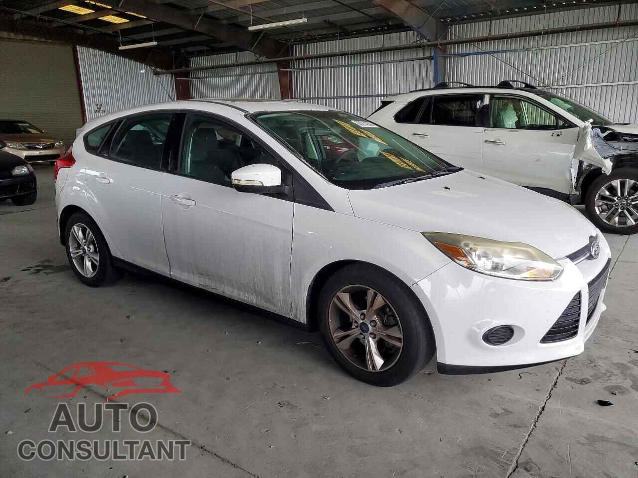 FORD FOCUS 2014 - 1FADP3K24EL322438