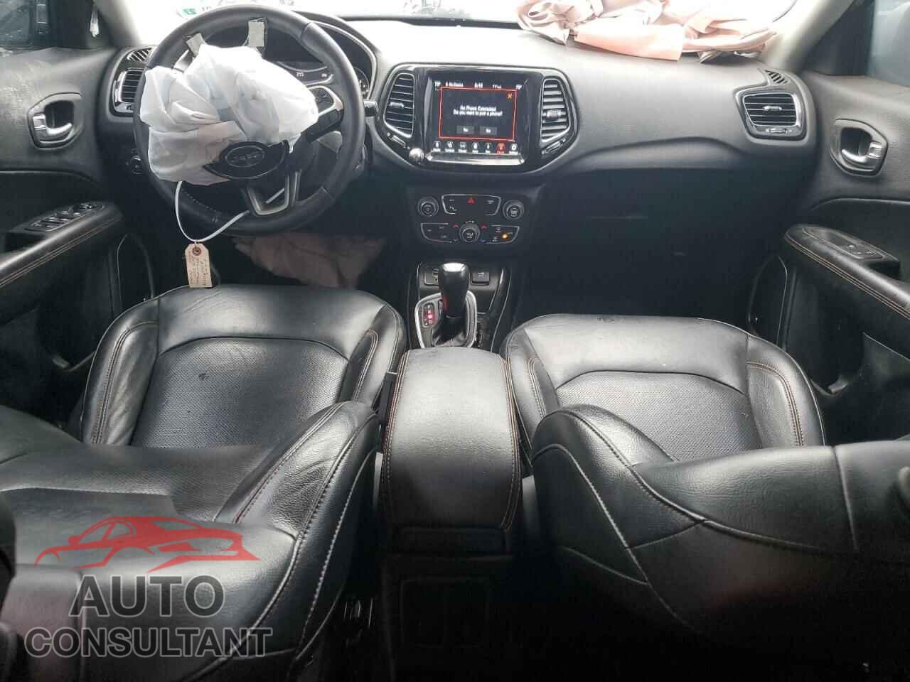JEEP COMPASS 2018 - 3C4NJCCB2JT124826