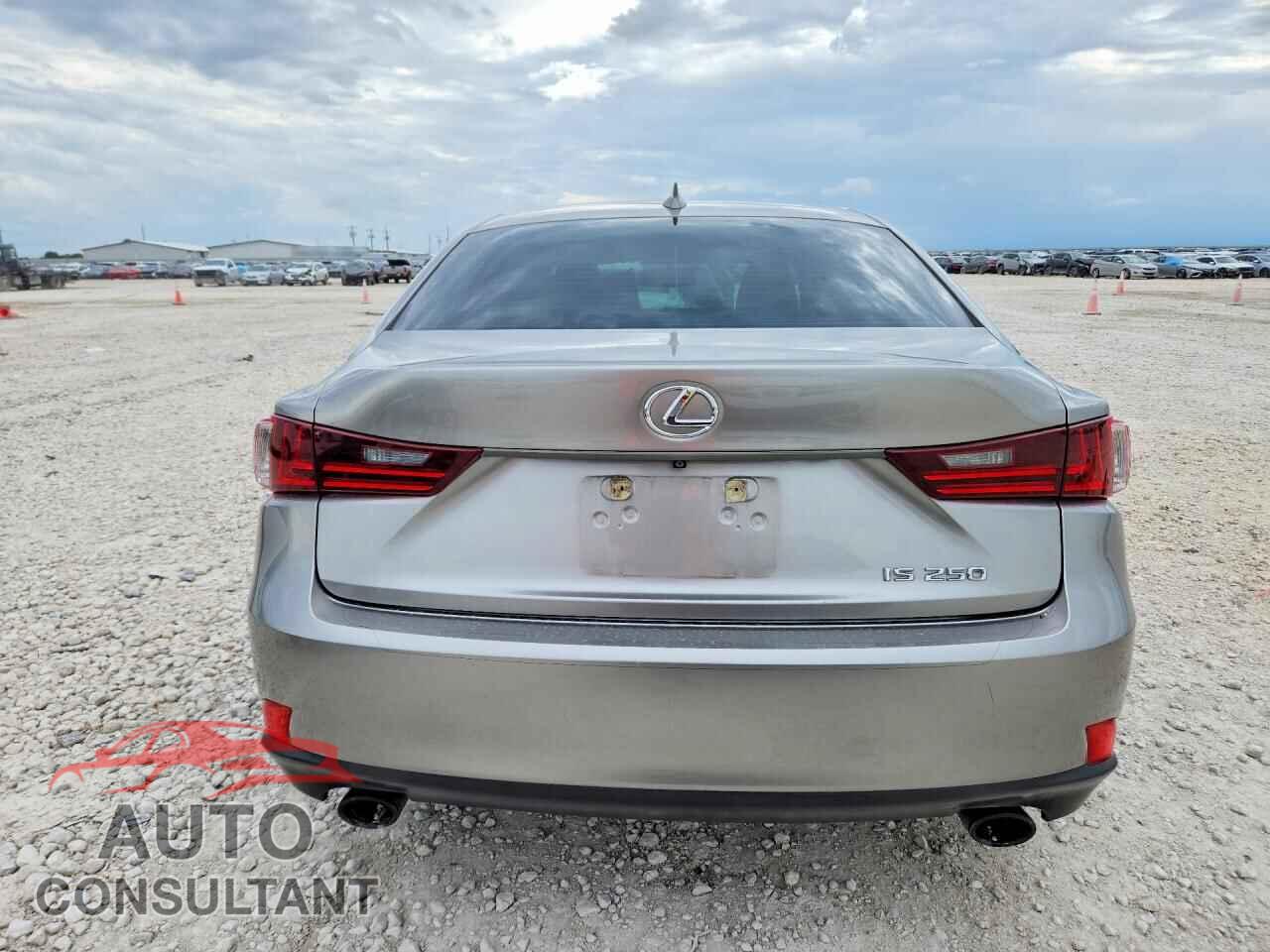 LEXUS IS 2014 - JTHBF1D23E5042499