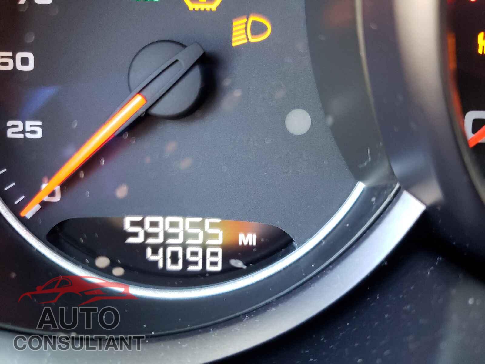 PORSCHE CAYENNE 2016 - WP1AA2A26GKA11918