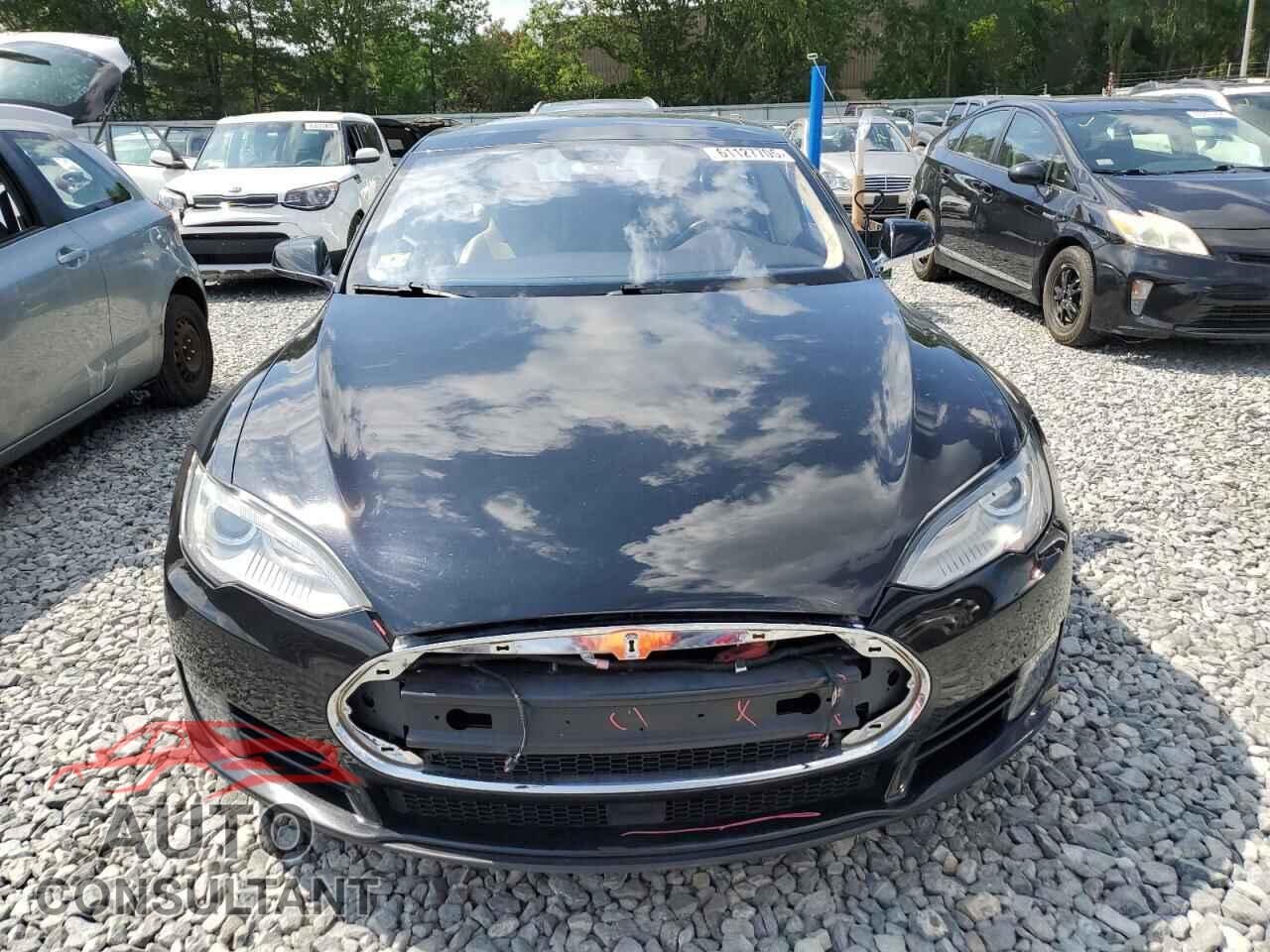 TESLA MODEL S 2015 - 5YJSA1E23FF106359