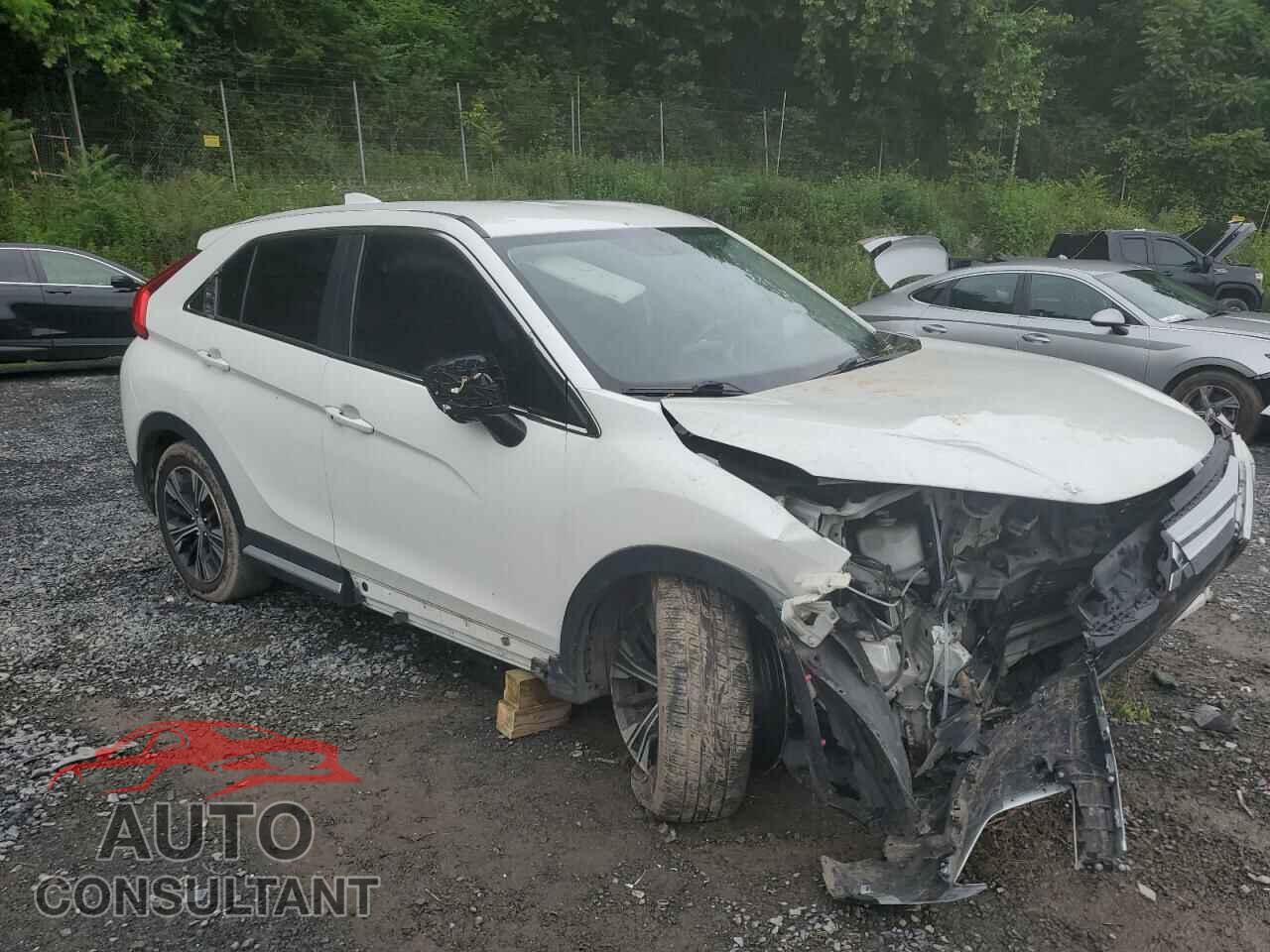 MITSUBISHI ECLIPSE 2018 - JA4AT5AA3JZ045103
