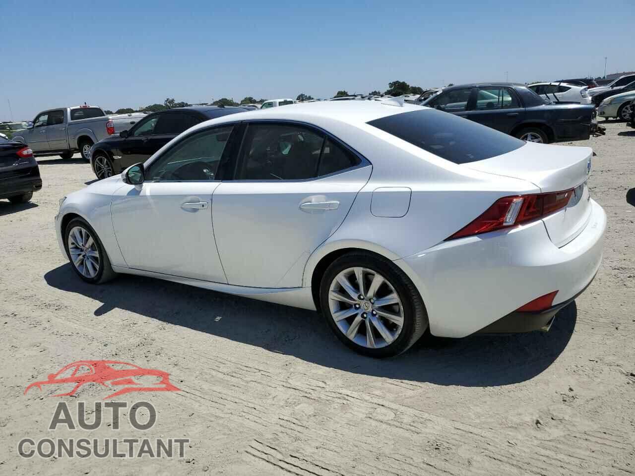 LEXUS IS 2016 - JTHBA1D22G5026845