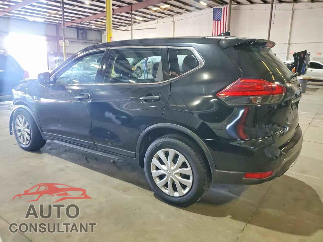 NISSAN ROGUE 2017 - KNMAT2MT2HP576879