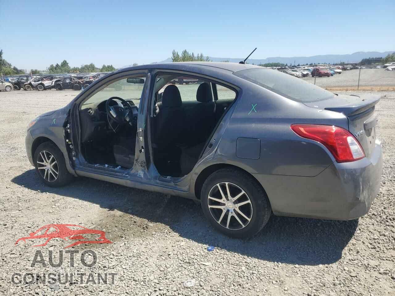 NISSAN VERSA 2019 - 3N1CN7AP3KL833237