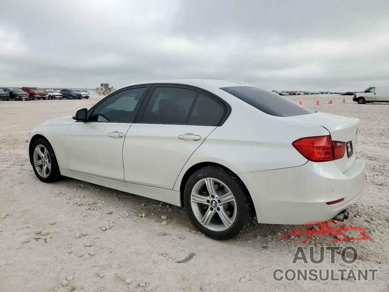 BMW 3 SERIES 2015 - WBA3A5G50FNS86613
