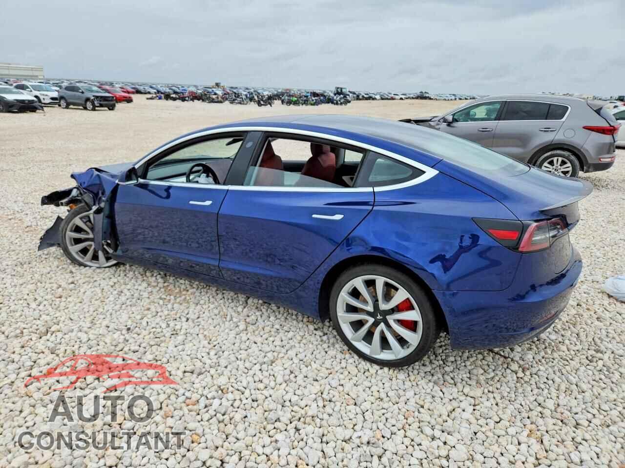 TESLA MODEL 3 2018 - 5YJ3E1EB1JF080930