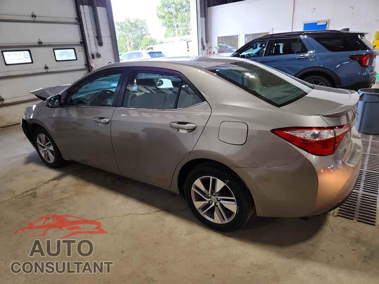 TOYOTA COROLLA 2015 - 5YFBPRHE3FP211703