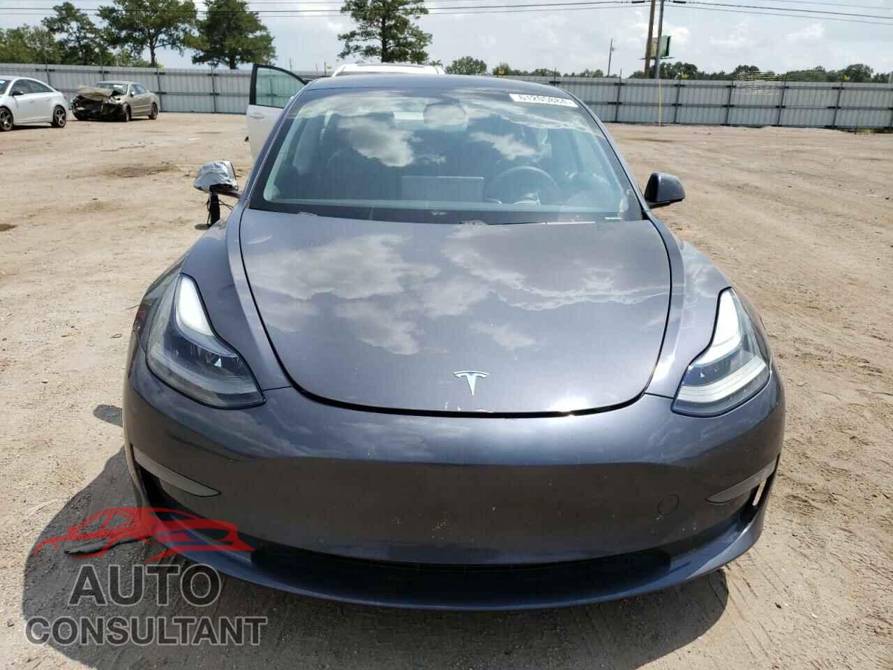 TESLA MODEL 3 2021 - 5YJ3E1EB5MF923838
