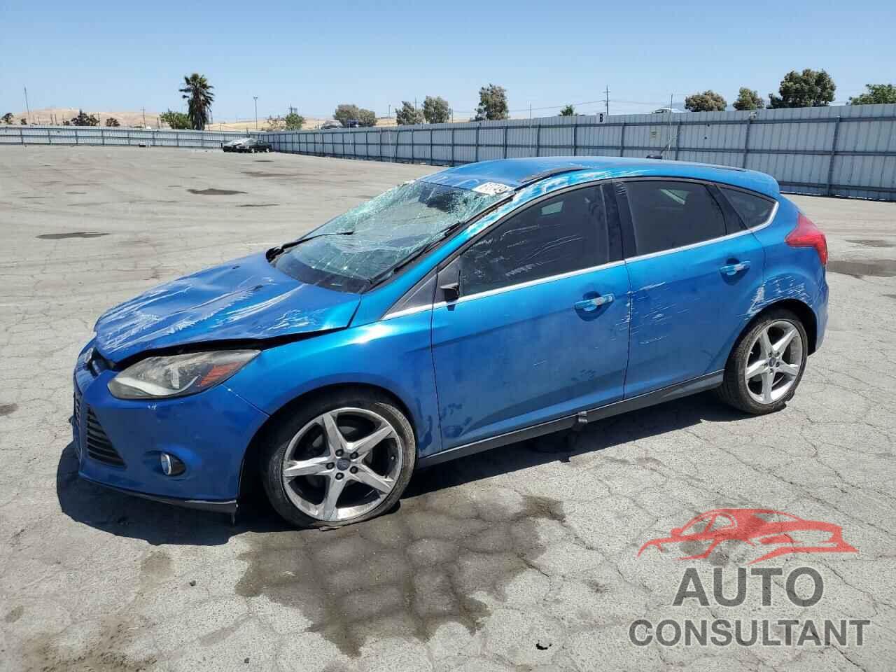 FORD FOCUS 2012 - 1FAHP3N26CL278579