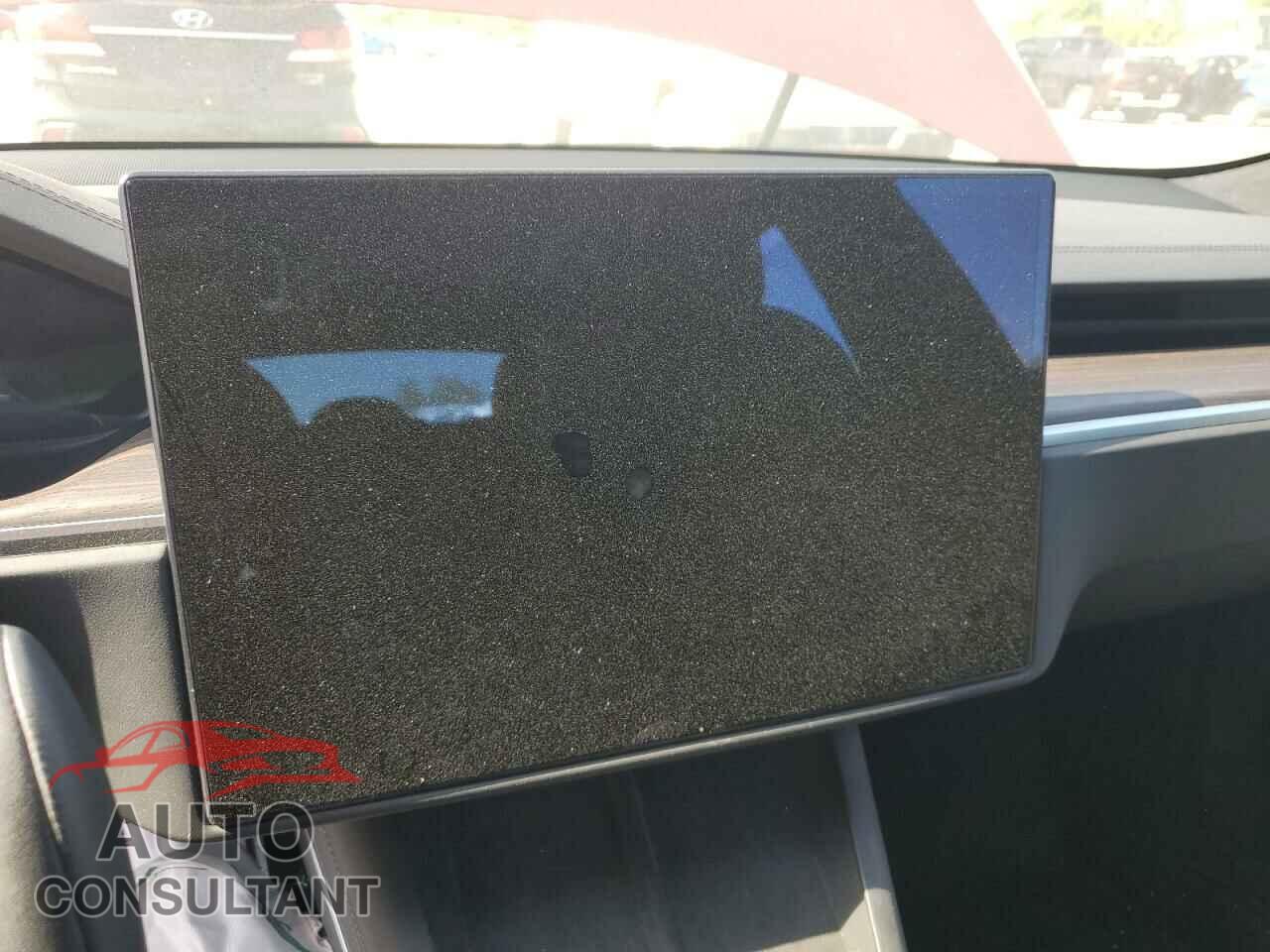TESLA MODEL S 2024 - 5YJSA1E52RF539167
