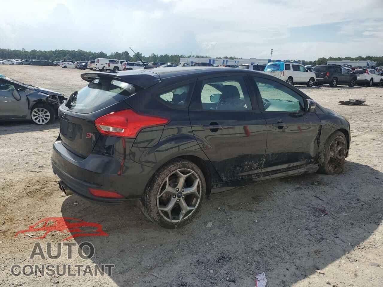FORD FOCUS 2016 - 1FADP3L99GL350198
