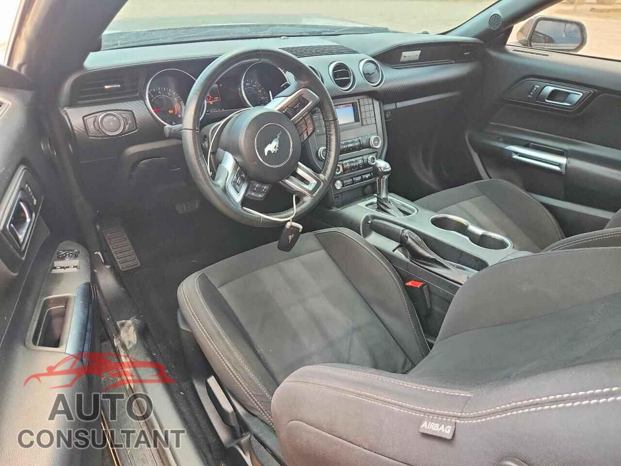 FORD MUSTANG 2019 - 1FA6P8TH0K5116929