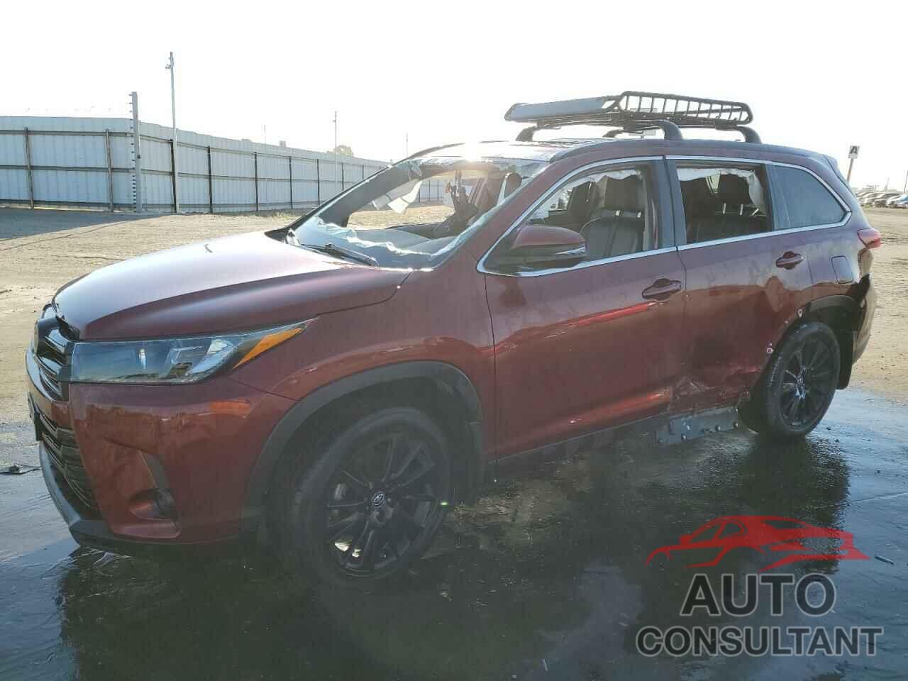 TOYOTA HIGHLANDER 2019 - 5TDJZRFH6KS566188