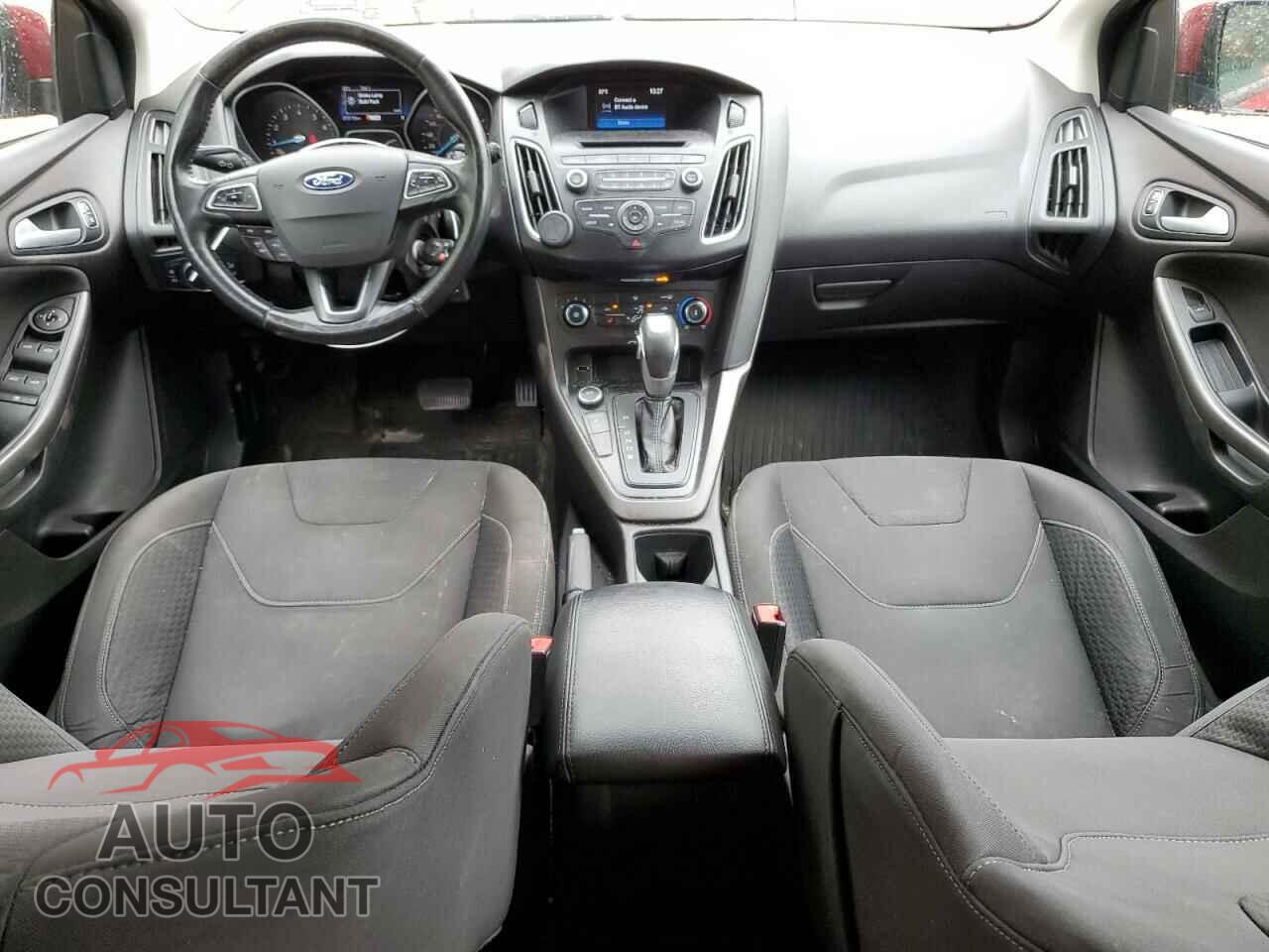 FORD FOCUS 2015 - 1FADP3K2XFL272470