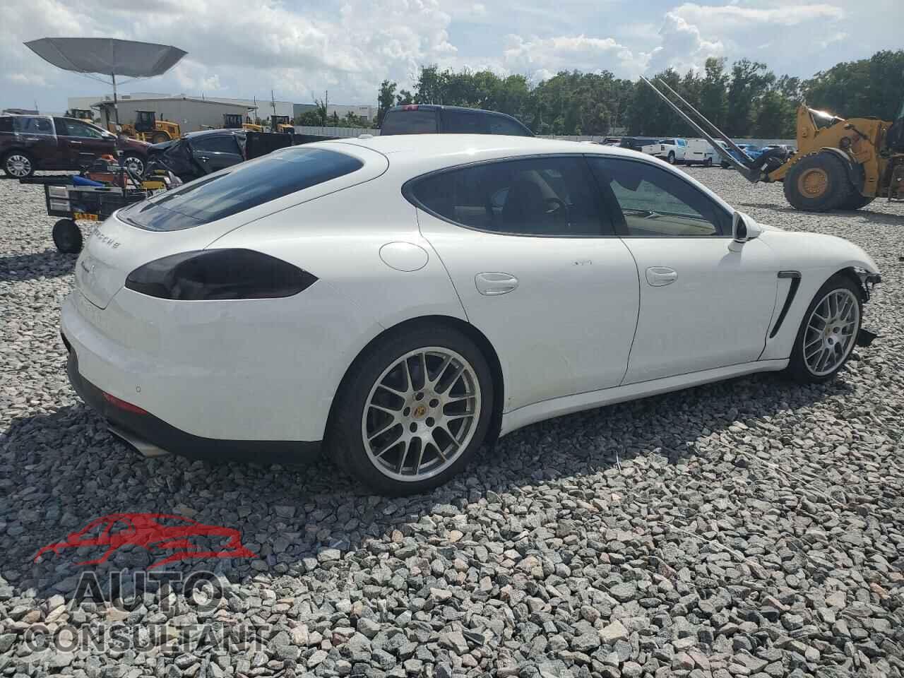 PORSCHE PANAMERA 2015 - WP0AA2A72FL007340
