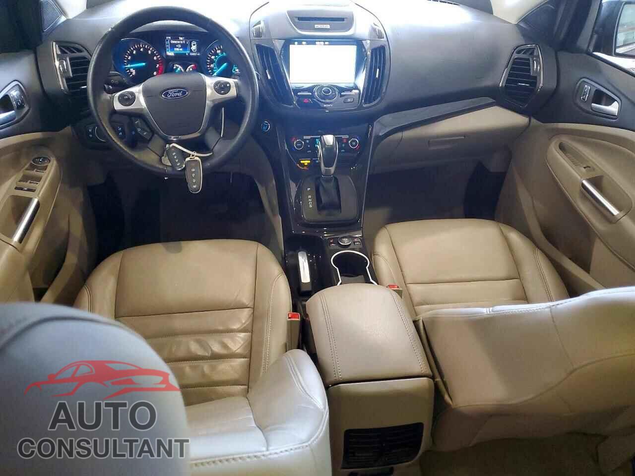 FORD ESCAPE 2016 - 1FMCU0JX5GUB20436