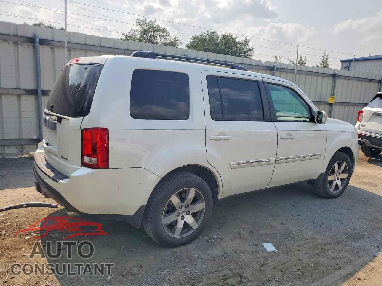 HONDA PILOT 2012 - 5FNYF3H94CB033157