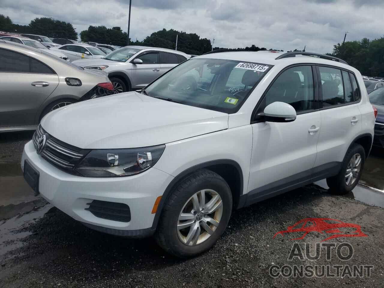 VOLKSWAGEN TIGUAN 2017 - WVGBV7AX2HK012760