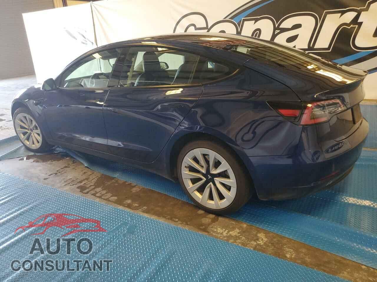 TESLA MODEL 3 2022 - 5YJ3E1EA5NF371900