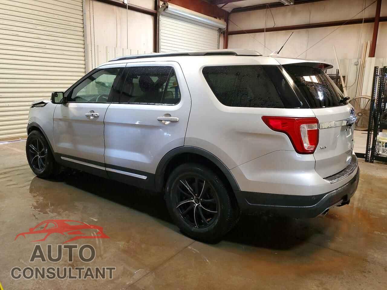 FORD EXPLORER 2018 - 1FM5K7D86JGC85610