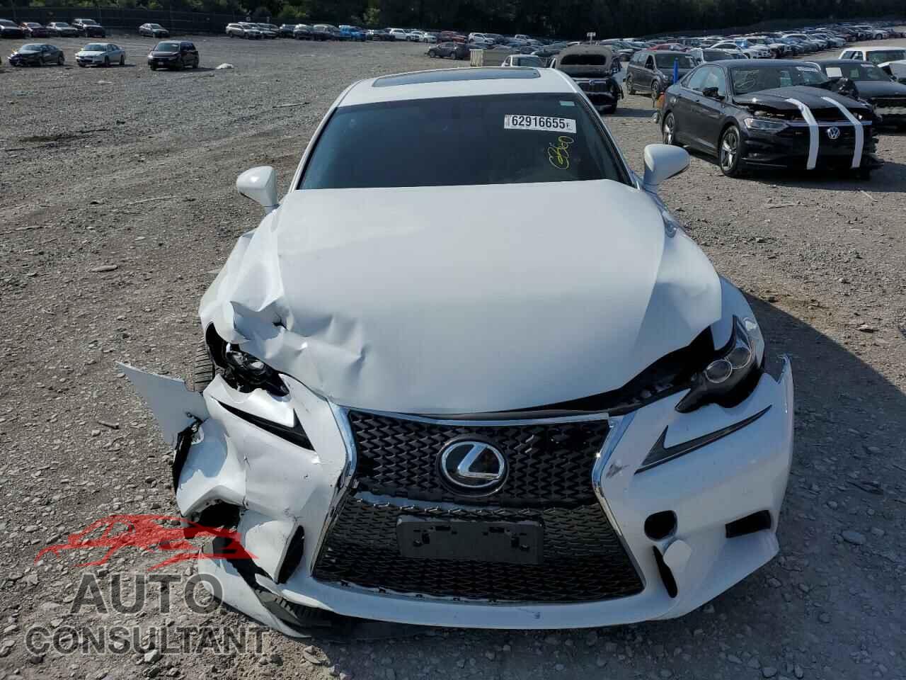 LEXUS IS 2015 - JTHCE1D24F5008287