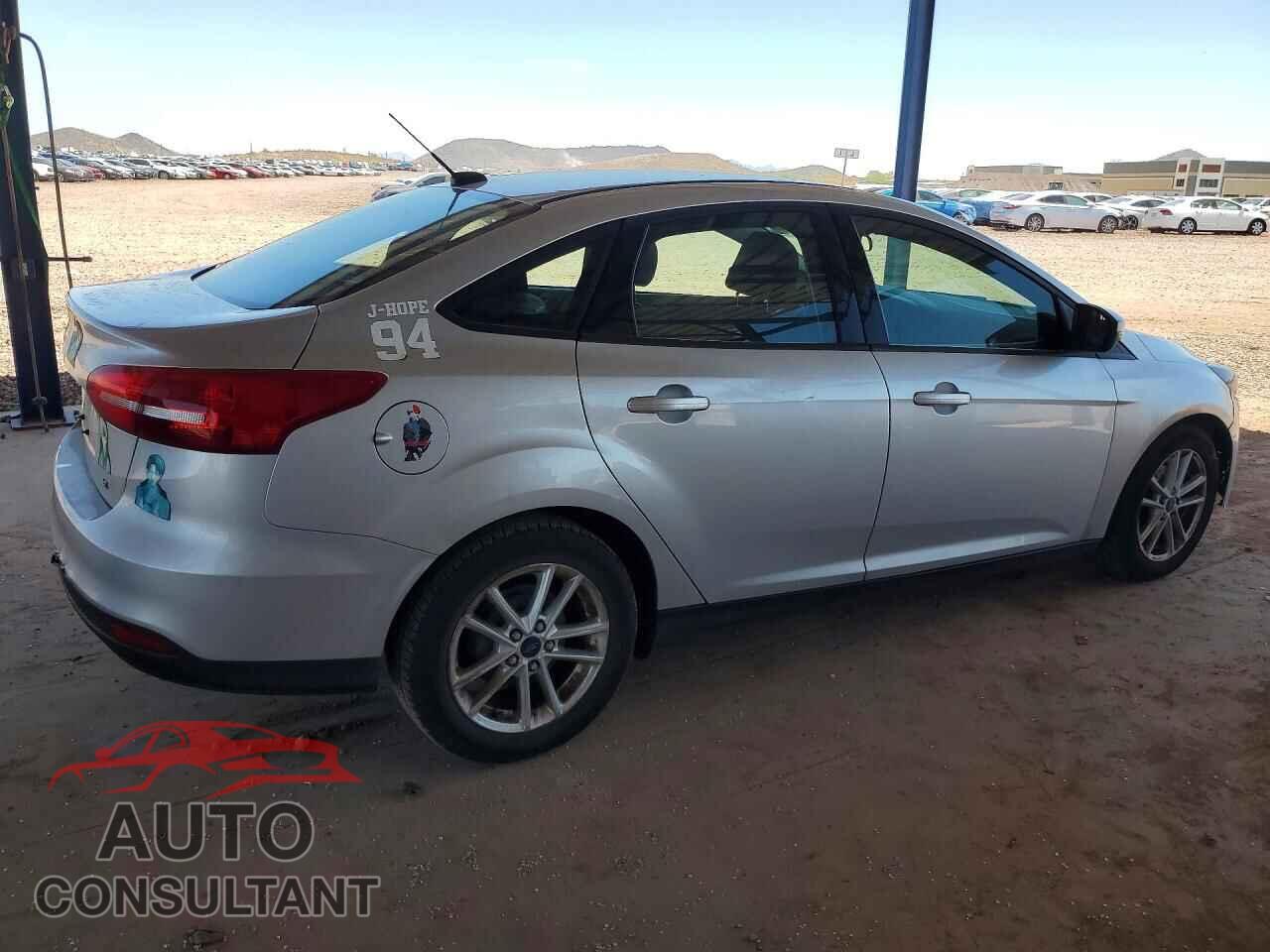 FORD FOCUS 2016 - 1FADP3F27GL268646