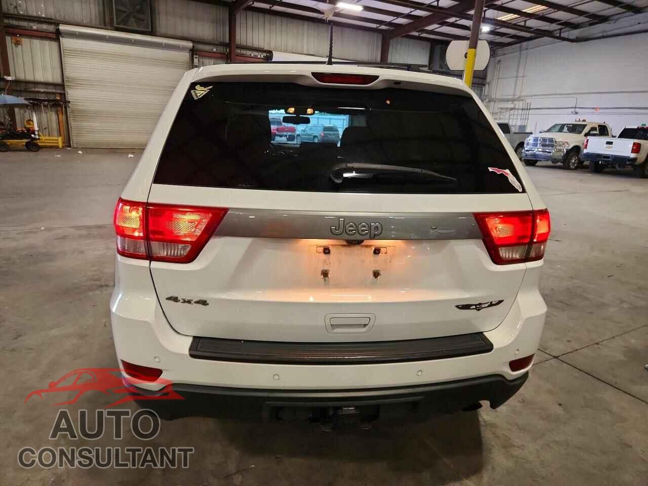 JEEP CHEROKEE 2013 - 1C4RJFAG8DC647933
