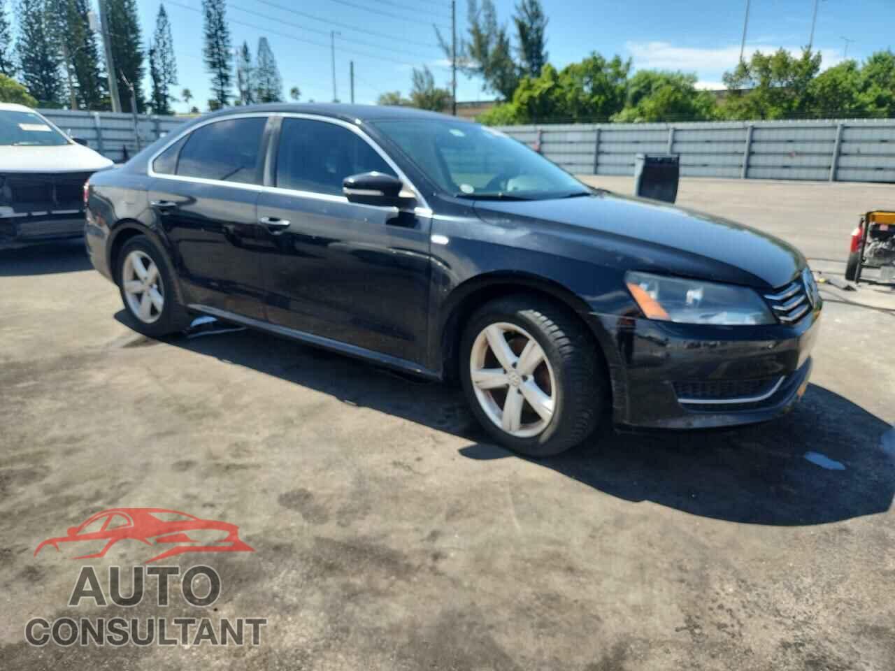 VOLKSWAGEN PASSAT 2014 - 1VWAT7A34EC040629
