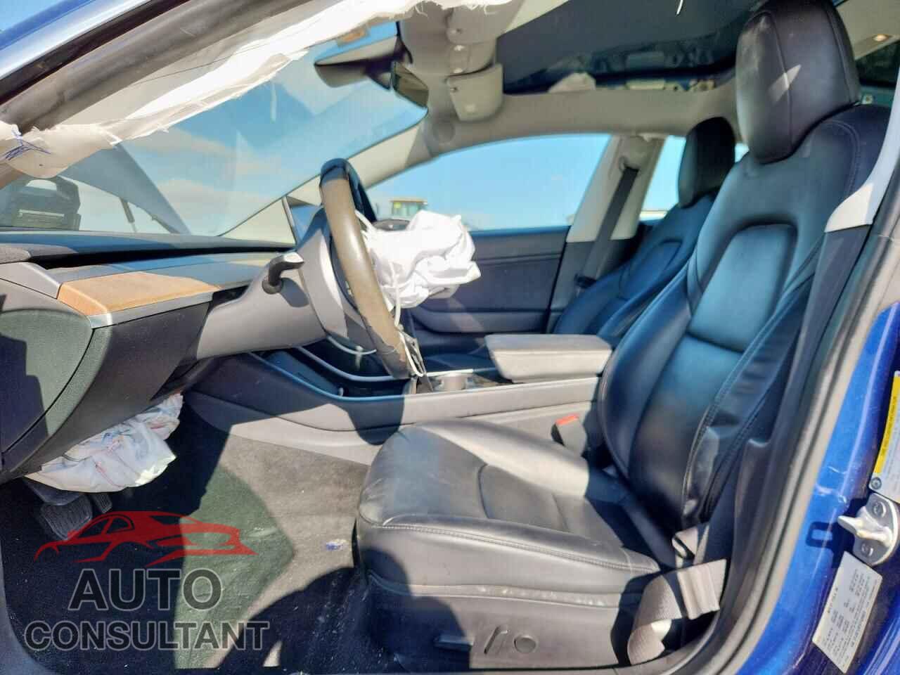 TESLA MODEL 3 2020 - 5YJ3E1EB1LF620523