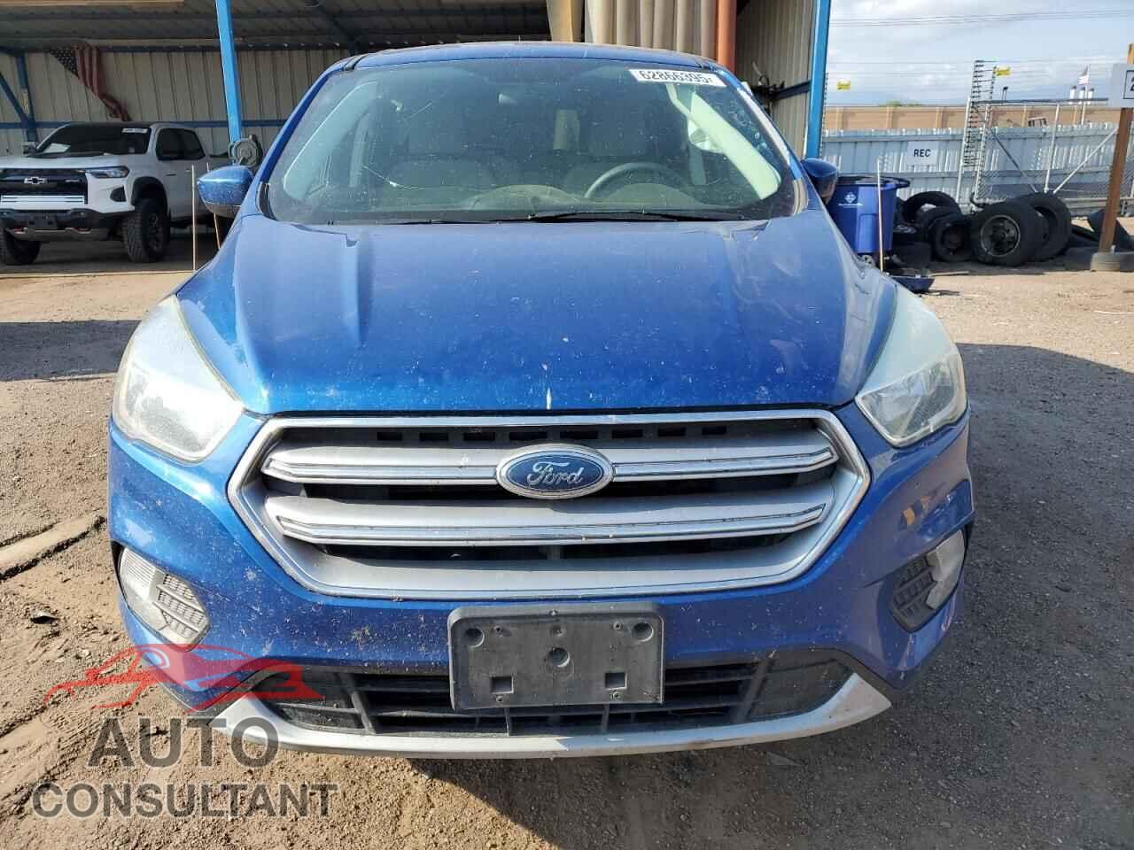FORD ESCAPE 2017 - 1FMCU9GD4HUC28064