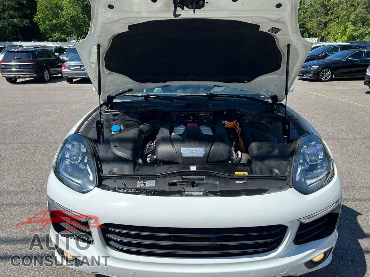 PORSCHE CAYENNE 2016 - WP1AE2A21GLA62046
