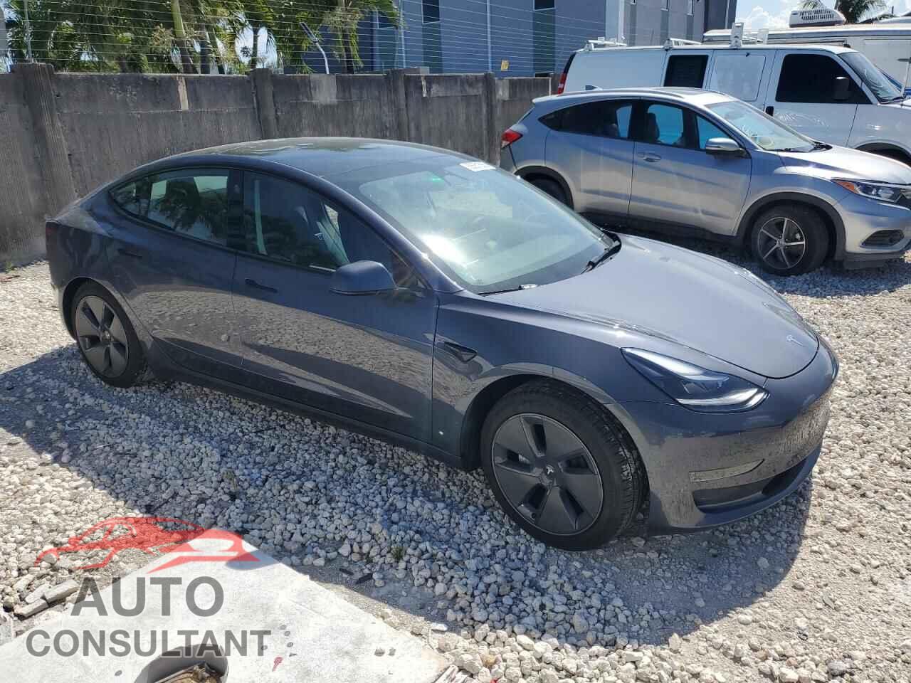 TESLA MODEL 3 2023 - 5YJ3E1EA5PF665297