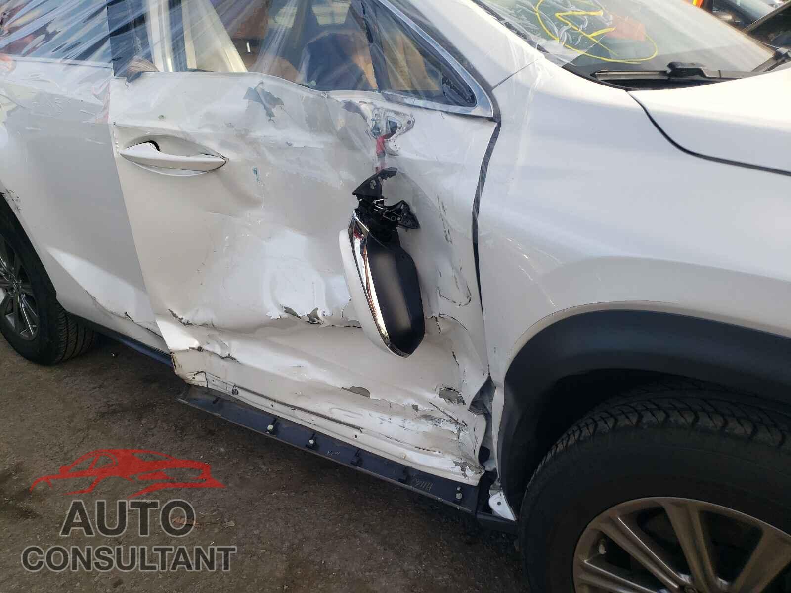 LEXUS NX 2017 - JTJBARBZ1H2147429