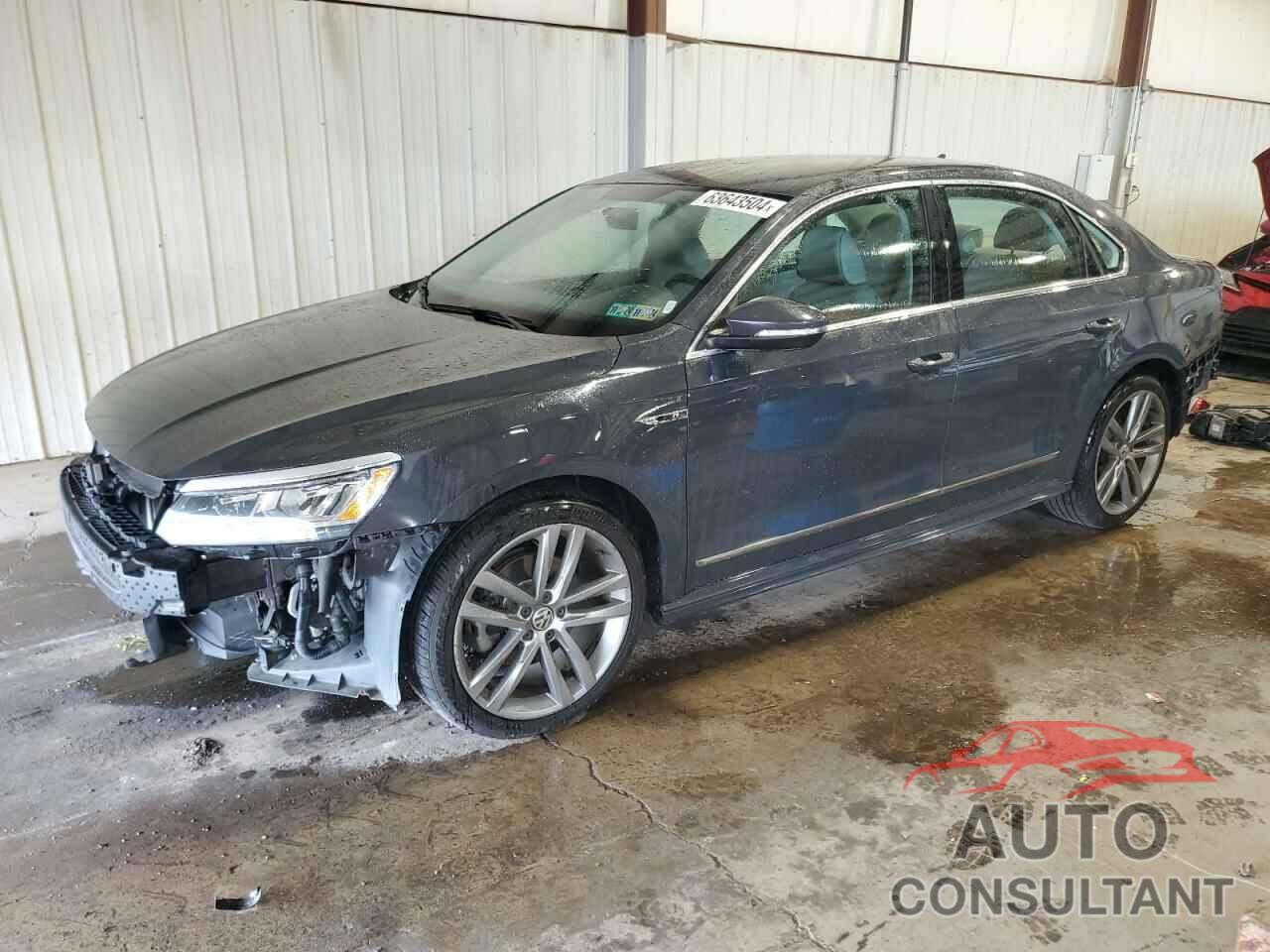 VOLKSWAGEN PASSAT 2017 - 1VWDT7A33HC067466