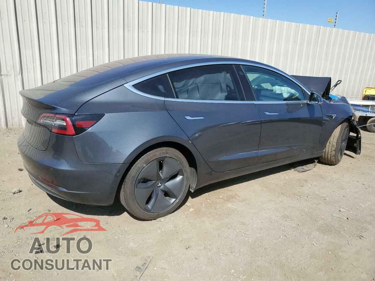 TESLA MODEL 3 2018 - 5YJ3E1EA4JF021183
