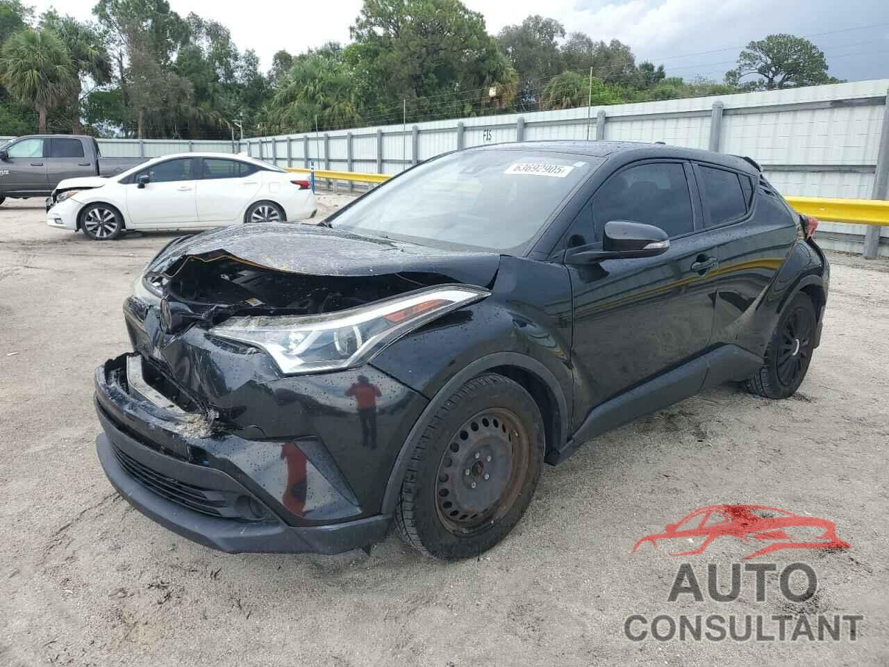 TOYOTA C-HR 2019 - NMTKHMBXXKR095426