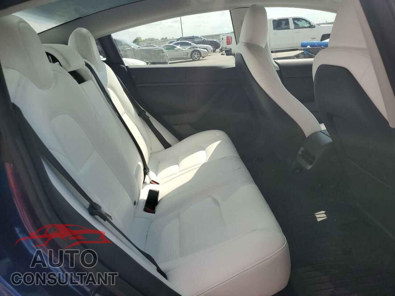 TESLA MODEL 3 2023 - 5YJ3E1EA7PF697975