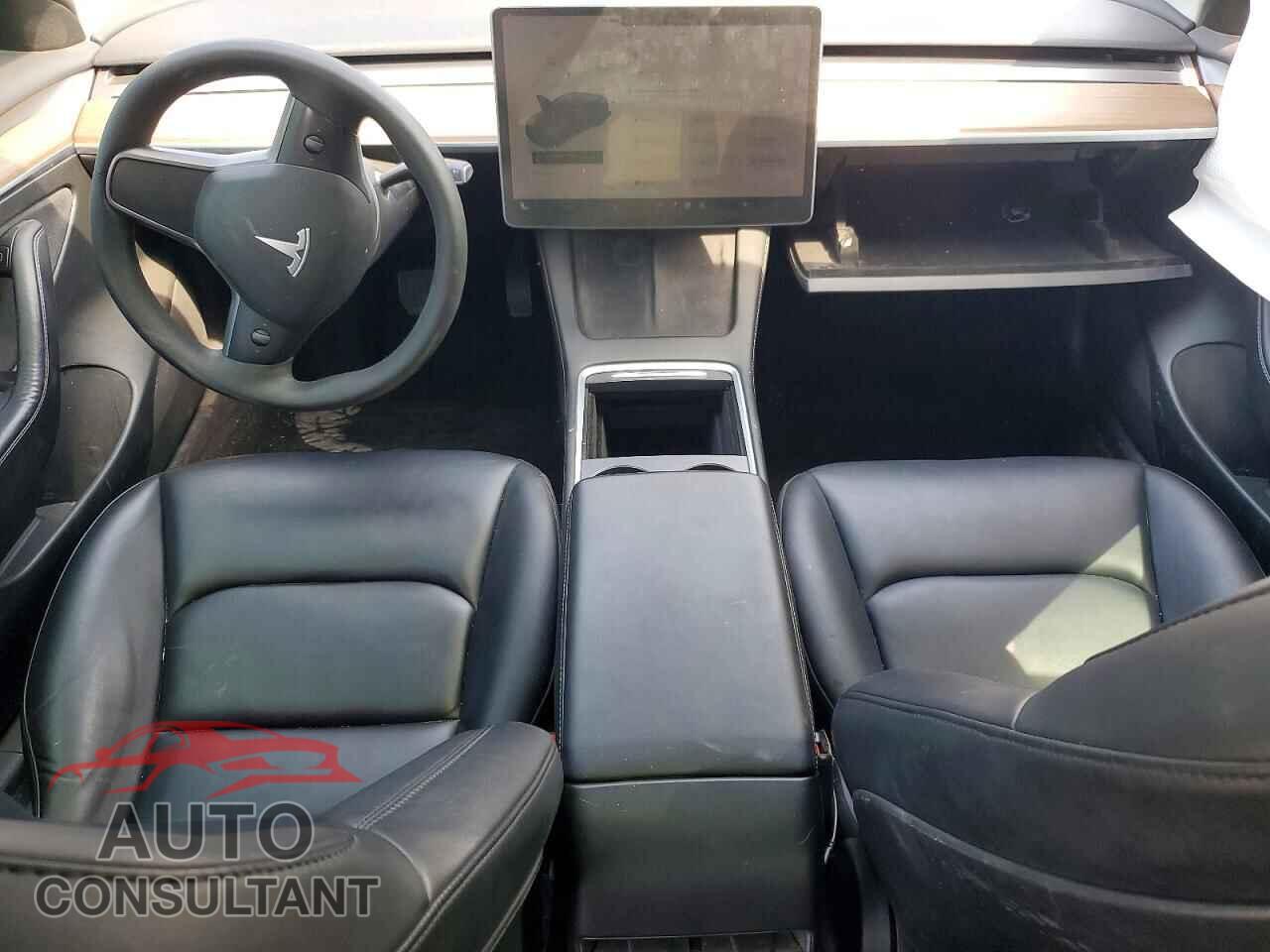 TESLA MODEL 3 2023 - 5YJ3E1EA8PF555666