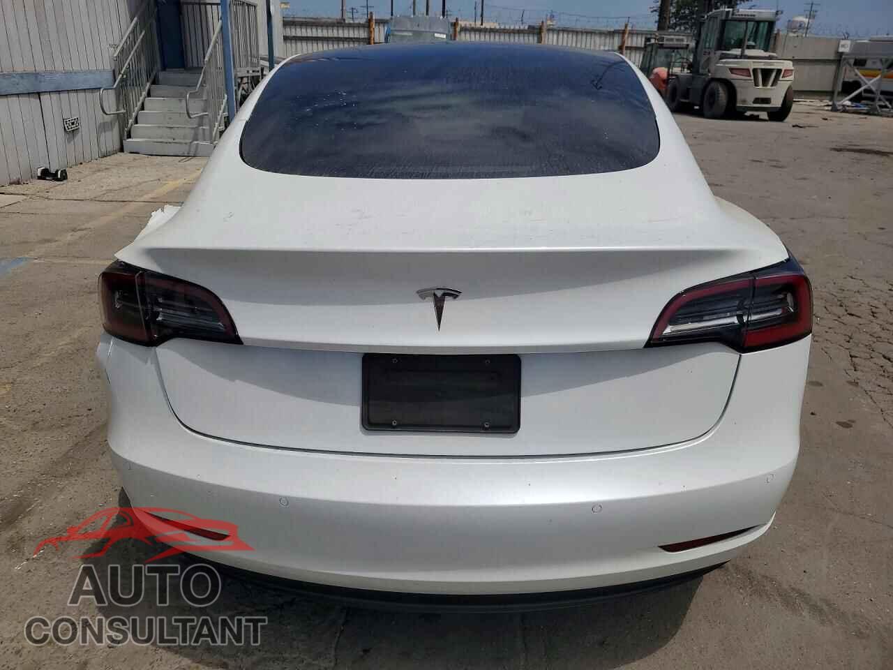 TESLA MODEL 3 2021 - 5YJ3E1EA7MF067823