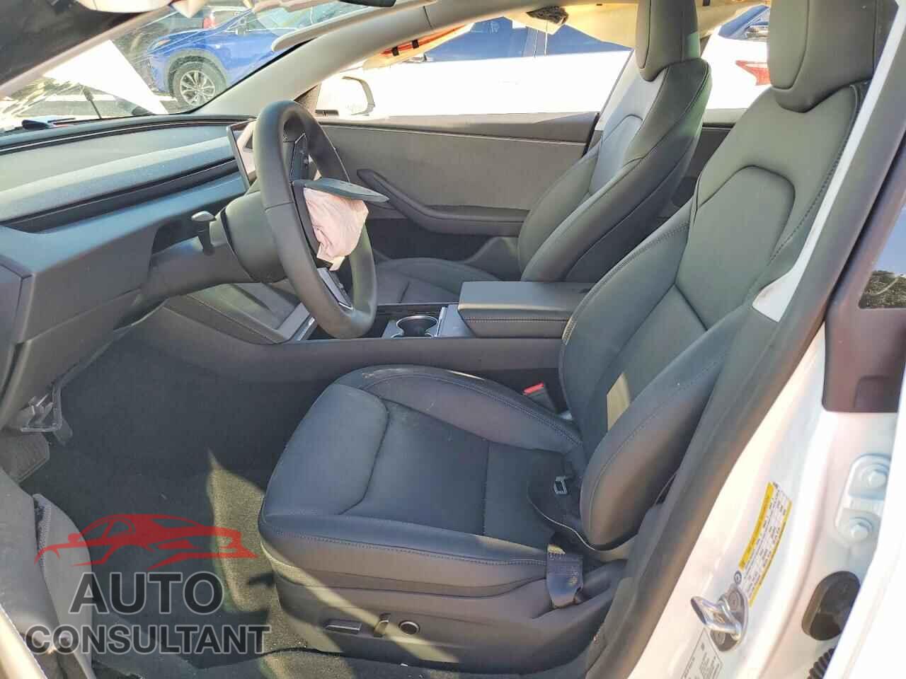 TESLA MODEL 3 2026 - 5YJ3E1EA8TF185653