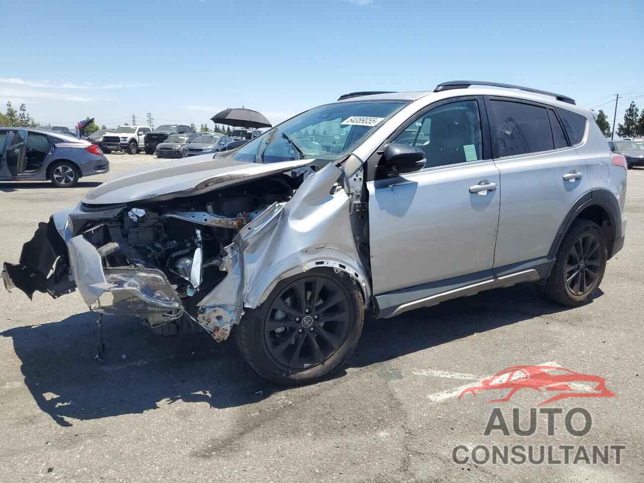 TOYOTA RAV4 2018 - 2T3RFREV1JW721245