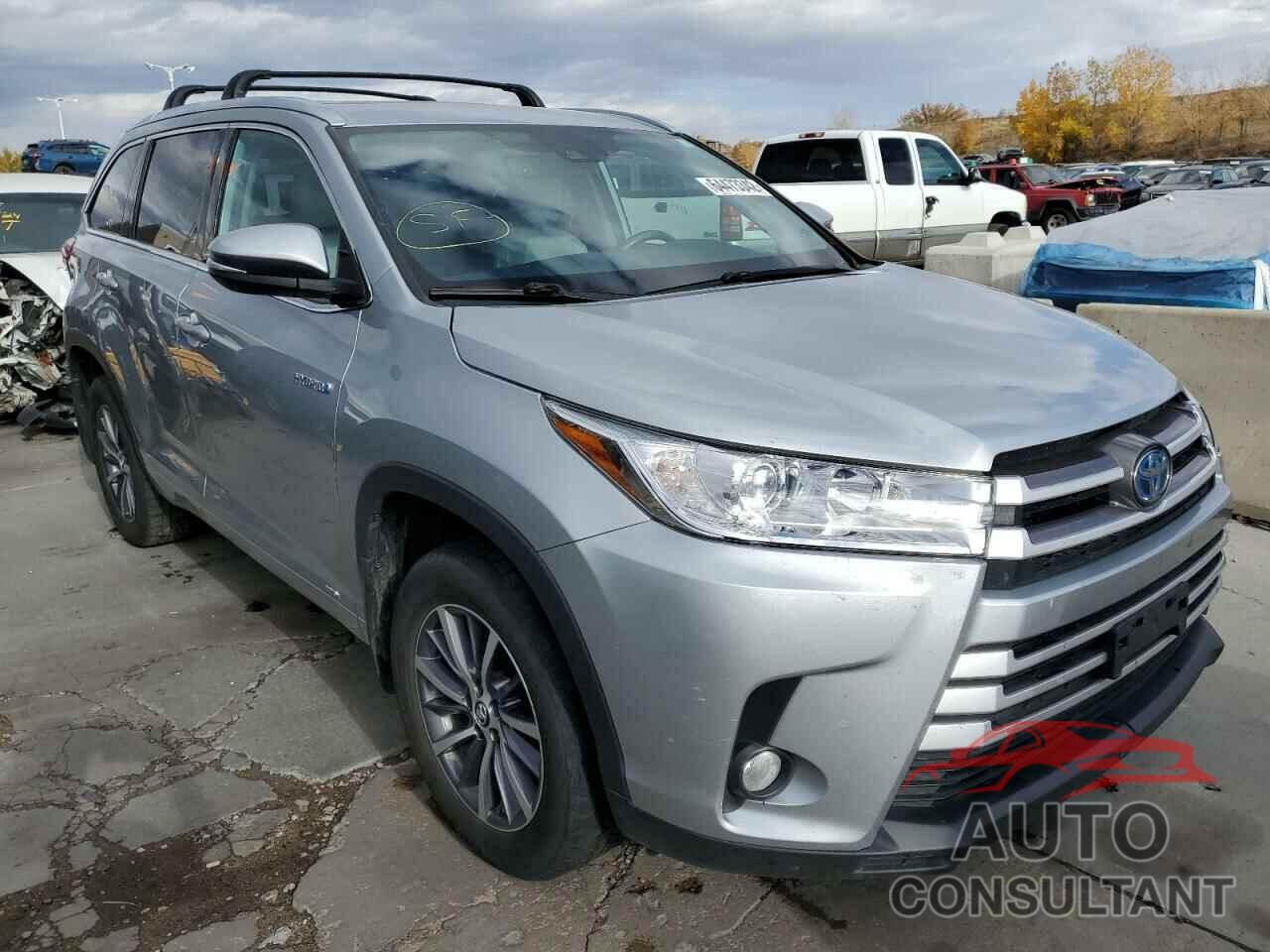 TOYOTA HIGHLANDER 2018 - 5TDJGRFHXJS040831
