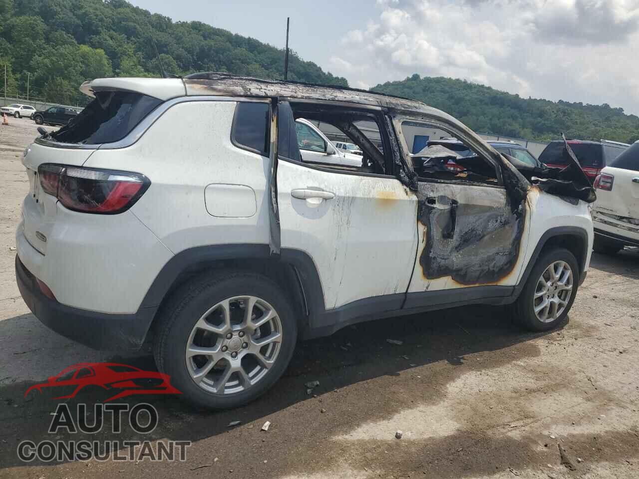 JEEP COMPASS 2022 - 3C4NJDFB9NT223604