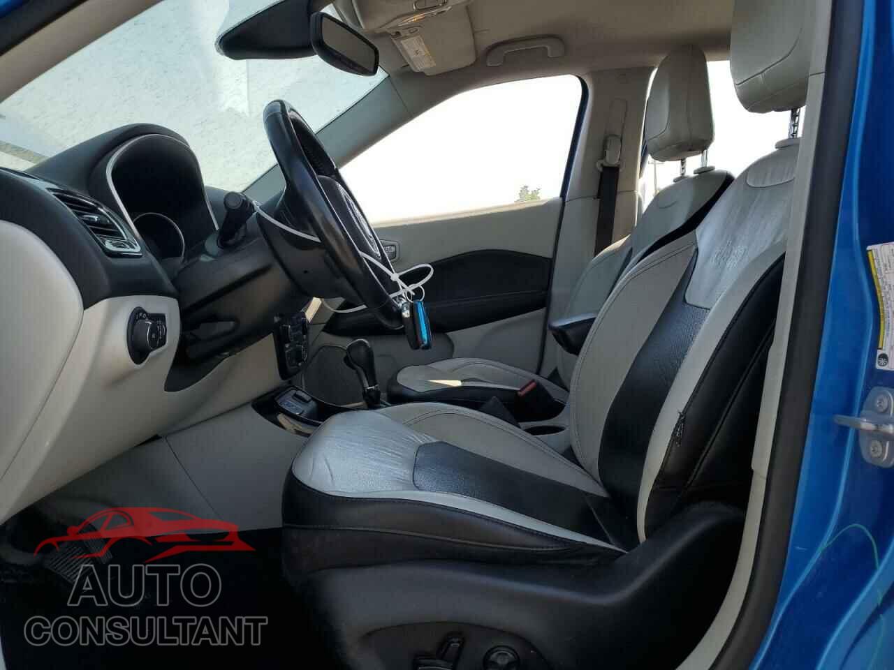 JEEP COMPASS 2023 - 3C4NJCCB8LT129158