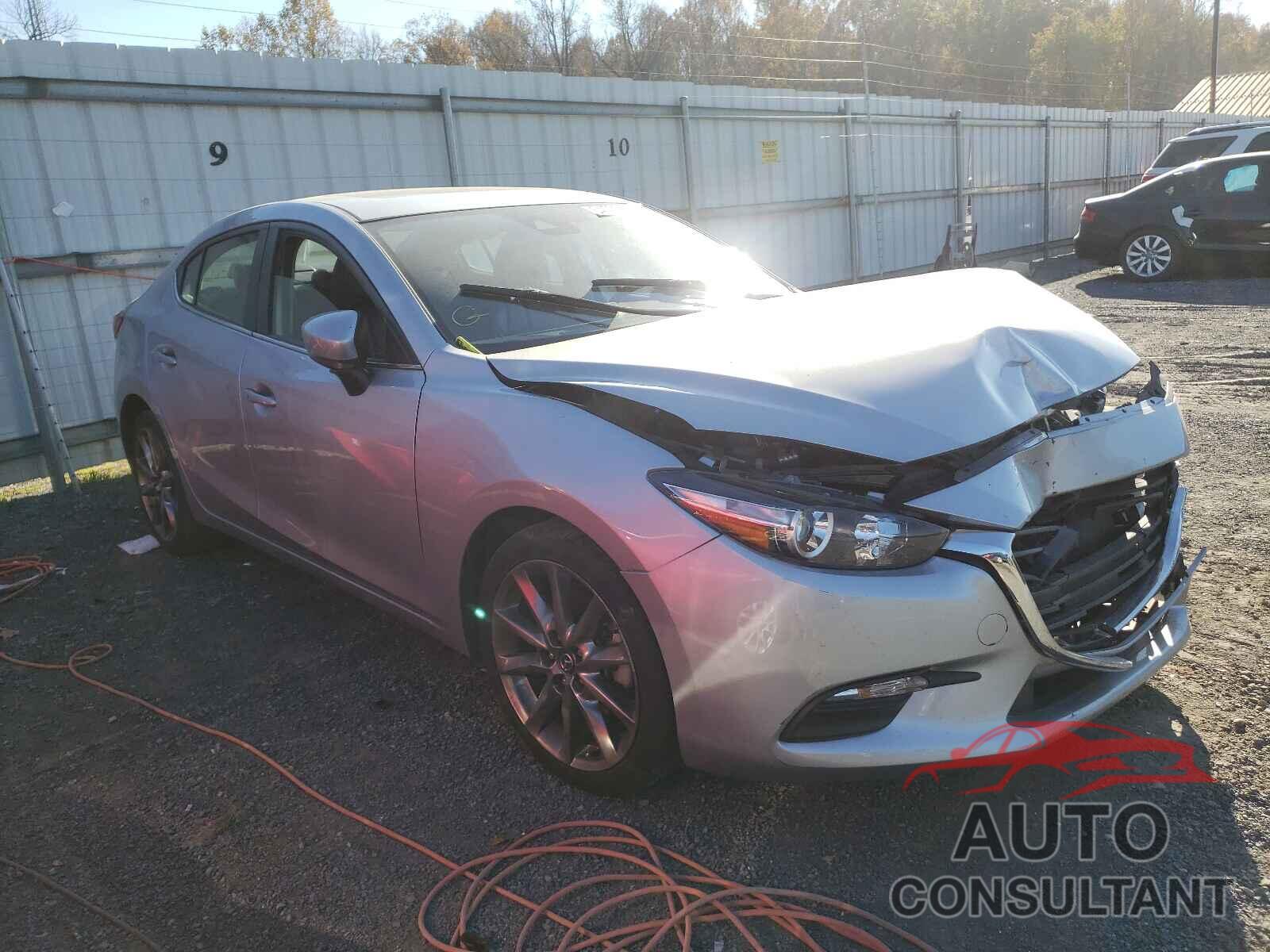 MAZDA 3 2018 - 3MZBN1V30JM214694